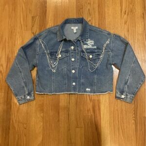 Cropped denim jacket